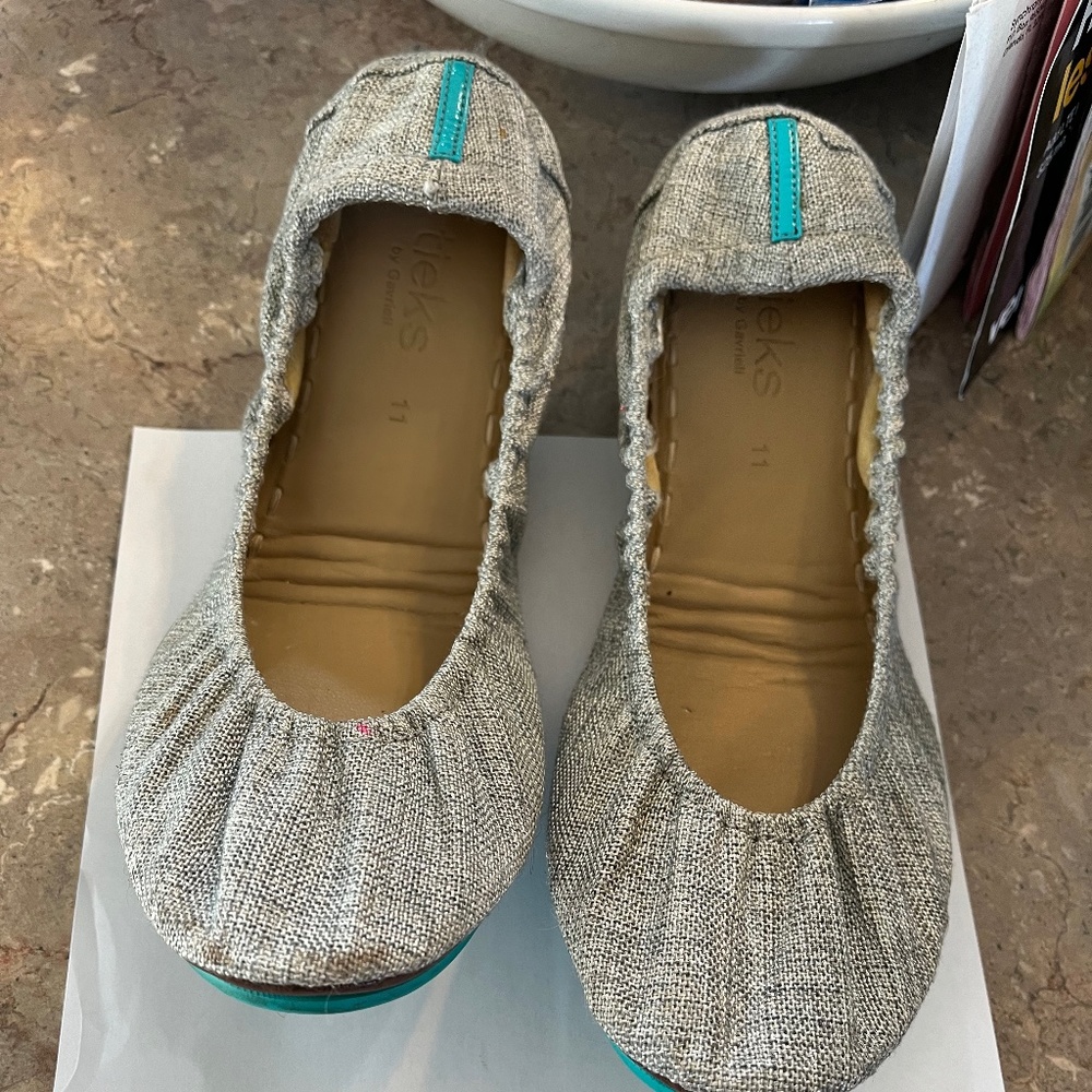 Shoes women’s size 10-11